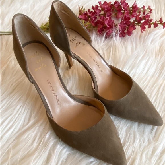 BANANA REPUBLIC Suede Pointed Toe High Heel - Picture 2 of 4